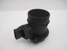 Load image into Gallery viewer, Mass Air Flow Sensor Meter MAF Volkswagen Passat 02 03 04 05 - 727825
