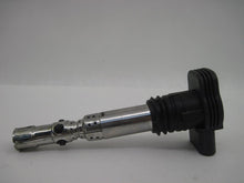 Load image into Gallery viewer, IGNITION COIL Audi A4 TT A6 Golf Beetle Jetta 2000 00 2001 01 2002 02 - 06 - 727849
