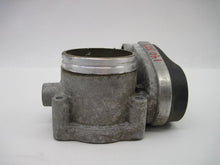 Load image into Gallery viewer, THROTTLE BODY BMW 320I 325I 525I X3 Z3 Z4 01 02 03 - 06 - 728748
