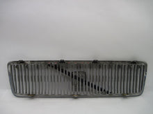 Load image into Gallery viewer, GRILL Volvo S80 1999 99 2000 00 2001 01 2002 02 2003 03 - 729101
