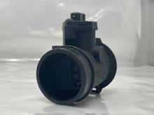 Load image into Gallery viewer, Mass Air Flow Sensor Meter MAF Saab 9-3 900 96 97 98 99 00 - NW5510
