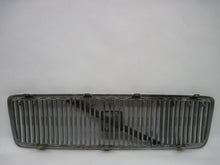 Load image into Gallery viewer, GRILL Volvo S80 1999 99 2000 00 2001 01 2002 02 2003 03 - 732327
