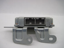 Load image into Gallery viewer, Transmission computer Nissan Murano 2005 05 2006 06 CVT - 732489
