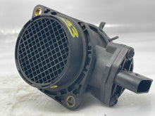 Load image into Gallery viewer, Mass Air Flow Sensor Meter MAF A4 TT Beetle Golf Golf Cabriolet 00-07 - NW5633
