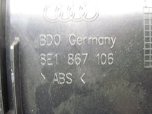 Load image into Gallery viewer, FRONT INTERIOR DOOR TRIM PANEL Audi A4 2002 02 - 734158
