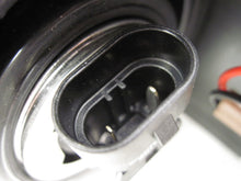 Load image into Gallery viewer, HEADLIGHT LAMP ASSEMBLY Altima 2002 02 2003 03 2004 04 Right - 735055
