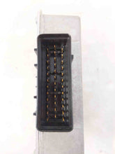 Load image into Gallery viewer, TRANSFER CASE COMPUTER Range Rover 1996 96 1997 97 - NW37073
