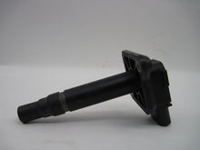 Load image into Gallery viewer, IGNITION COIL Audi A4 A6 A8 S8 Beetle 99 00 01 02 03 04 - 736462
