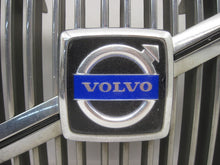 Load image into Gallery viewer, GRILL Volvo S80 1999 99 2000 00 2001 01 2002 02 2003 03 - 737496
