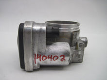 Load image into Gallery viewer, THROTTLE BODY BMW 320I 325I 525I X3 Z3 Z4 01 02 03 - 06 - 738170
