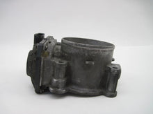 Load image into Gallery viewer, THROTTLE BODY Volvo S40 V70 2004 04 05 06 07 08 - 739528

