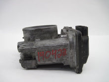 Load image into Gallery viewer, THROTTLE BODY Volvo S40 V70 2004 04 05 06 07 08 - 739528
