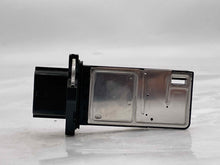 Load image into Gallery viewer, Mass Air Flow Sensor Meter MAF EX35 EX37 FX35 FX37 FX50 G25 G35 03-15 - NW4967
