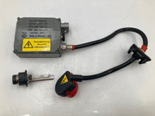 Load image into Gallery viewer, HEADLIGHT LAMP ASSEMBLY Audi Allroad 01 02 03 04 05 Right - NW102357

