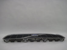 Load image into Gallery viewer, GRILLE Volvo S60 2001 01 2002 02 2003 03 2004 04 - 742826
