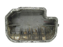 Load image into Gallery viewer, OIL PAN MERCEDES C280 C43 CL500 E320 98 99 00 01 - 04 - 743521
