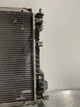Load image into Gallery viewer, RADIATOR  Jaguar S Type 2000 00 2001 01 2002 02 2003 03 - NW132257
