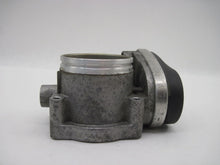Load image into Gallery viewer, THROTTLE BODY BMW 330I X3 X5 Z3 Z4 2001 02 03 04 05 06 - 744609
