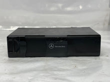 Load image into Gallery viewer, CD CHANGER ML320 ML 350 ML 500 ML55 2002 02 03 04 05 - NW138926
