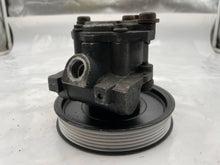 Load image into Gallery viewer, POWER STEERING PUMP BMW 318i 1996 96 1997 97 98 99 - NW163063
