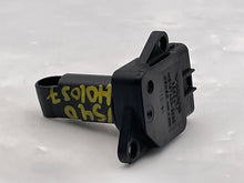 Load image into Gallery viewer, Mass Air Flow Sensor Meter MAF C30 Pickup C70 S40 S60 S80 V40 04-14 - NW5719
