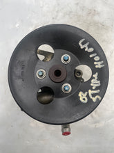 Load image into Gallery viewer, Power Steering Pump Jaguar S Type 2002 - NW163542
