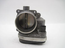 Load image into Gallery viewer, THROTTLE BODY BMW 320I 325I 525I X3 Z3 Z4 01 02 03 - 06 - 755119
