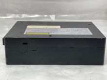 Load image into Gallery viewer, CD CHANGER Lincoln LS LS6 LS8 2000 00 2001 01 2002 02 - NW135192
