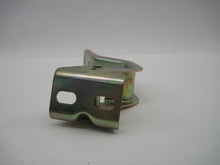 Load image into Gallery viewer, HOOD HINGE Land Rover Discovery 2003 03 - 757180
