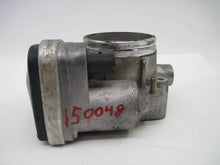 Load image into Gallery viewer, THROTTLE BODY BMW 320I 325I 525I X3 Z3 Z4 01 02 03 - 06 - 757437
