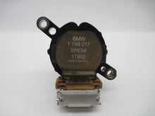 Load image into Gallery viewer, IGNITION COIL BMW 320i 850i M5 X5 Z3 Z8 1995 95 96 - 03 - 758169
