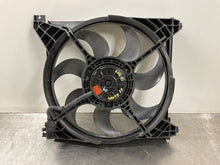 Load image into Gallery viewer, RADIATOR FAN ASSEMBLY HYUNDAI SANATA FE 01 02 03 - 06 - NW63911
