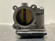 Load image into Gallery viewer, THROTTLE BODY Volvo S40 V70 2004 04 05 06 07 08 - NW178733

