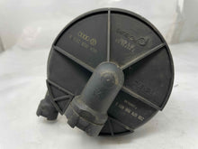 Load image into Gallery viewer, AIR INJECTION PUMP SMOG Audi A8 2003 03 2004 04 2005 05 4.2L - NW7989
