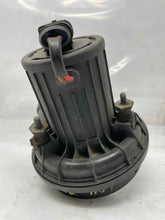 Load image into Gallery viewer, AIR INJECTION PUMP SMOG Audi A8 2003 03 2004 04 2005 05 4.2L - NW7989
