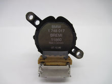 Load image into Gallery viewer, IGNITION COIL BMW 320i 850i M5 X5 Z3 Z8 1995 95 96 - 03 - 762047
