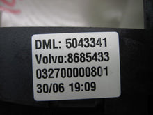 Load image into Gallery viewer, Console Volvo S60 2004 04 - 763318
