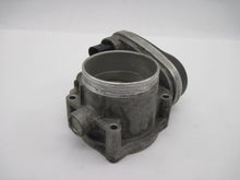 Load image into Gallery viewer, THROTTLE BODY BMW 330I X3 X5 Z3 Z4 2001 02 03 04 05 06 - 763966
