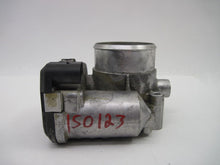 Load image into Gallery viewer, THROTTLE BODY AUDI A4 PASSAT 00 01 02 03 - 05 1.8 TURBO - 764721
