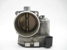 Load image into Gallery viewer, THROTTLE BODY AUDI A4 PASSAT 00 01 02 03 - 05 1.8 TURBO - 764721
