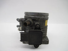 Load image into Gallery viewer, THROTTLE BODY Discovery Range Rover 2000 00 2001 01 02 - 765082
