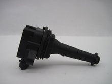 Load image into Gallery viewer, IGNITION COIL Volvo S60 V70 C70 S70 XC90 99 00 01 - 08 - 768860
