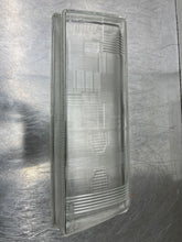 Load image into Gallery viewer, Headlight Lamp Assembly  VOLVO 960 1997 - NW103760

