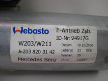 Load image into Gallery viewer, SUNROOF MOTOR Mercedes-Benz CLK350 CLK550 CLK63 2007 07 - 771268
