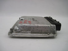 Load image into Gallery viewer, ECU ECM COMPUTER Volkswagen Jetta 2001 01 Auto AVH 2.8L - 775542
