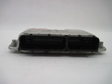 Load image into Gallery viewer, ECU ECM COMPUTER Volkswagen Jetta 2001 01 Auto AVH 2.8L - 775542
