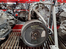 Load image into Gallery viewer, TRANSFER CASE LAND ROVER DISCOVERY 1999 99 00 01 02 - NW177043
