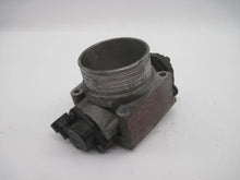 Load image into Gallery viewer, THROTTLE BODY Volvo S40 V40 2000 00 2001 01 02 03 04 - 778019

