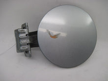 Load image into Gallery viewer, GAS FUEL FILLER LID DOOR Toyota Yaris 2007 07 - 778163
