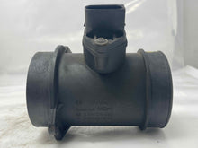 Load image into Gallery viewer, Mass Air Flow Sensor Meter MAF C230 C250D C280 C36 E300d E320 E420 97-99 - NW5355
